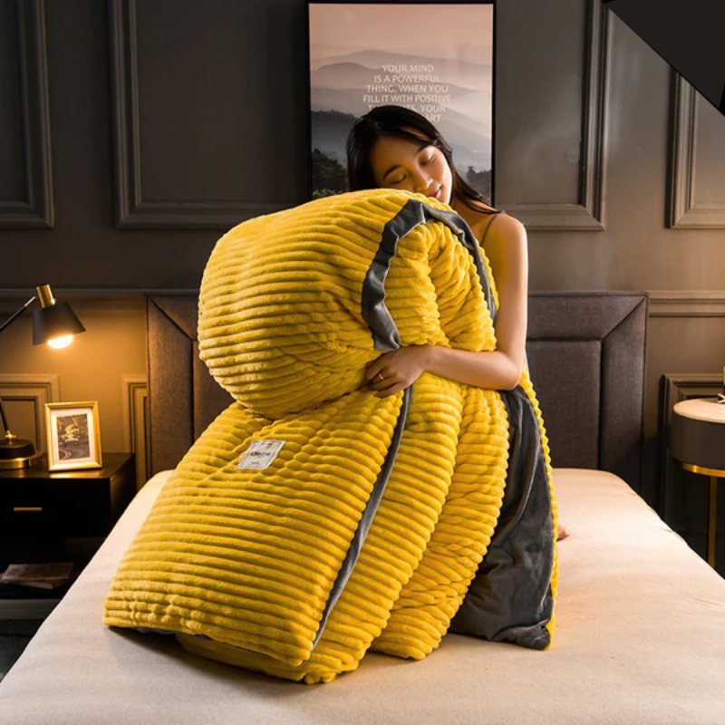 CozyCloud™ Ciesz się luksusowym komfortem z naszym kocem CozyCloud. Idealny na przytulny sen.